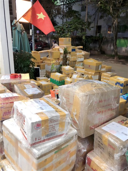AHY Logistics cung cấp dịch vụ vận chuyển hàng hóa quốc tế, nhận gửi hàng đi nước ngoài và chuyển phát nhanh giá rẻ